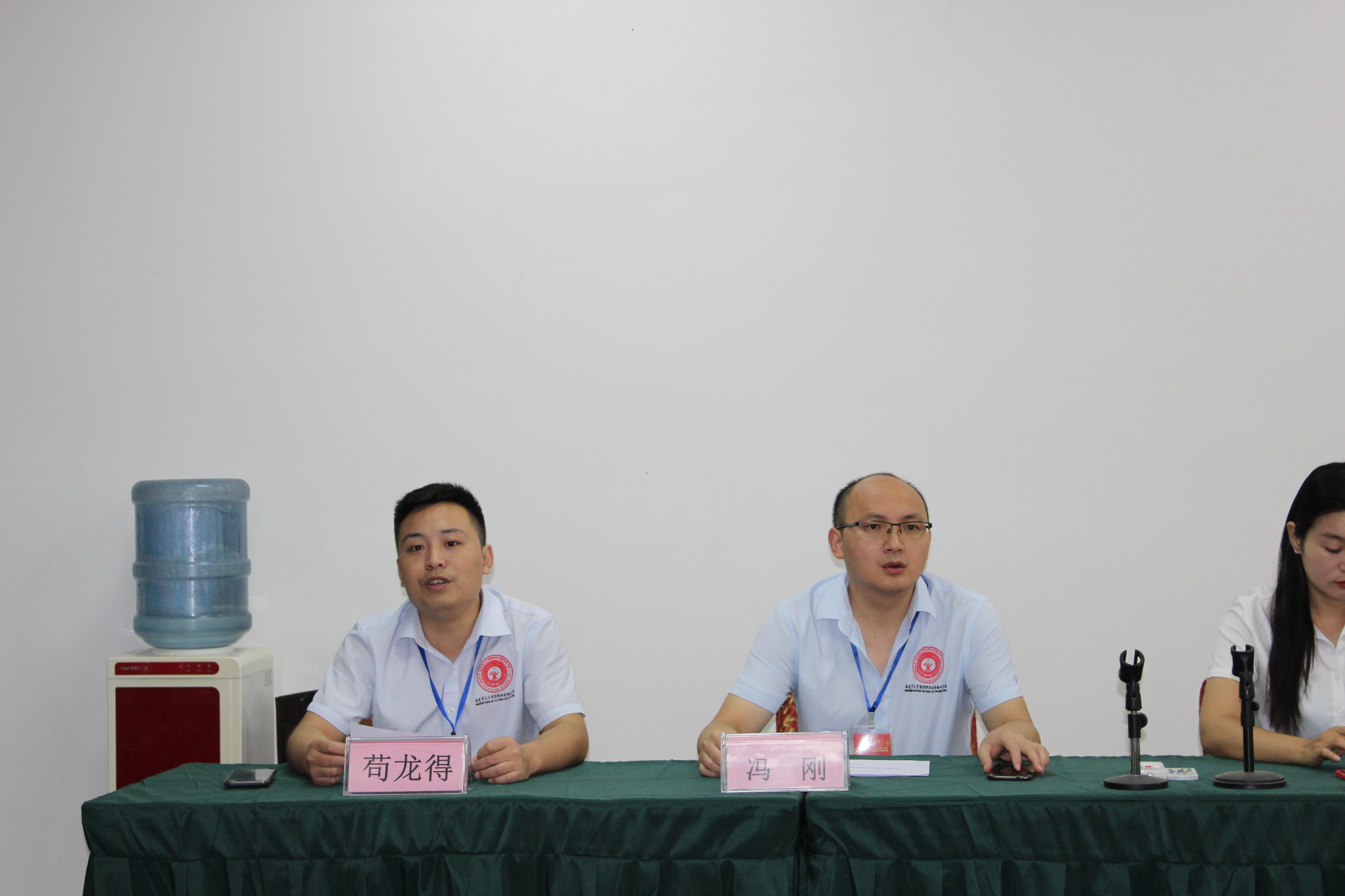 茍老師講話.JPG